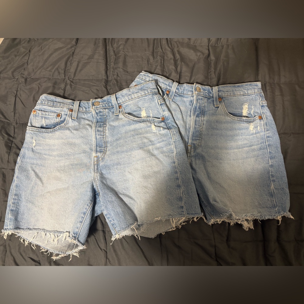 Levi’s 501 Thigh Tightweight Women’s Shorts